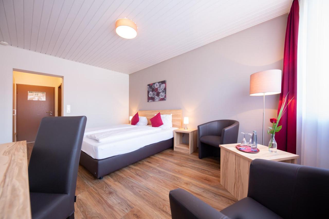 Hotel Restaurant Haus Waldesruh Eppenbrunn Dış mekan fotoğraf